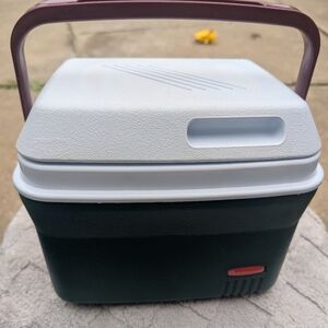 Vintage Rubbermaid Cooler Handle Insulated